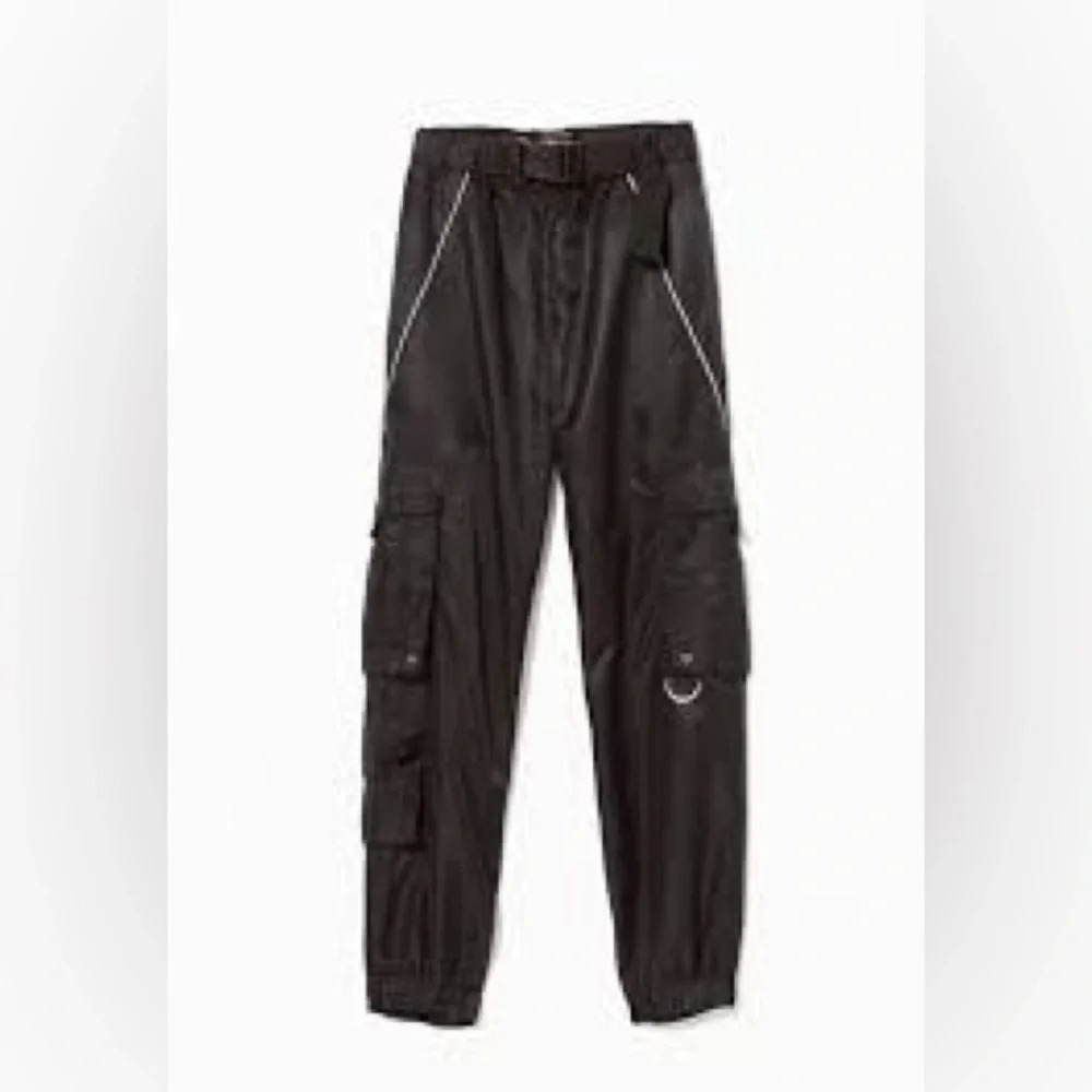 Urban Outfitters Katya Nylon  Buckle Utility Pants - XS - Picture 3 of 15